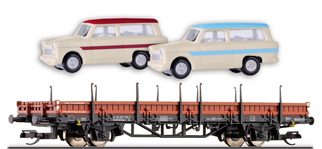 Flat car loaded with 2 Trabant 601 Kombi<br /><a href='images/pictures/Tillig/200958_c.jpg' target='_blank'>Full size image</a>